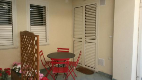 Monovano Acicastello 300mt mare